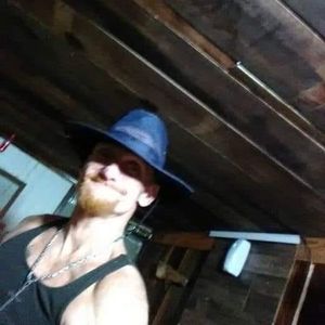 Meet your Posher, Joel